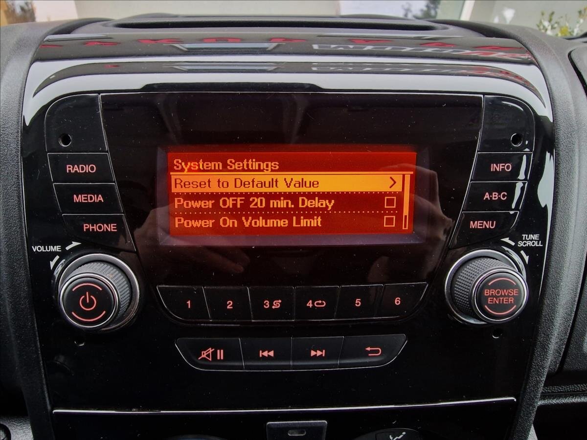 Fiat Ducato Skříň 3,0 l 100 kw