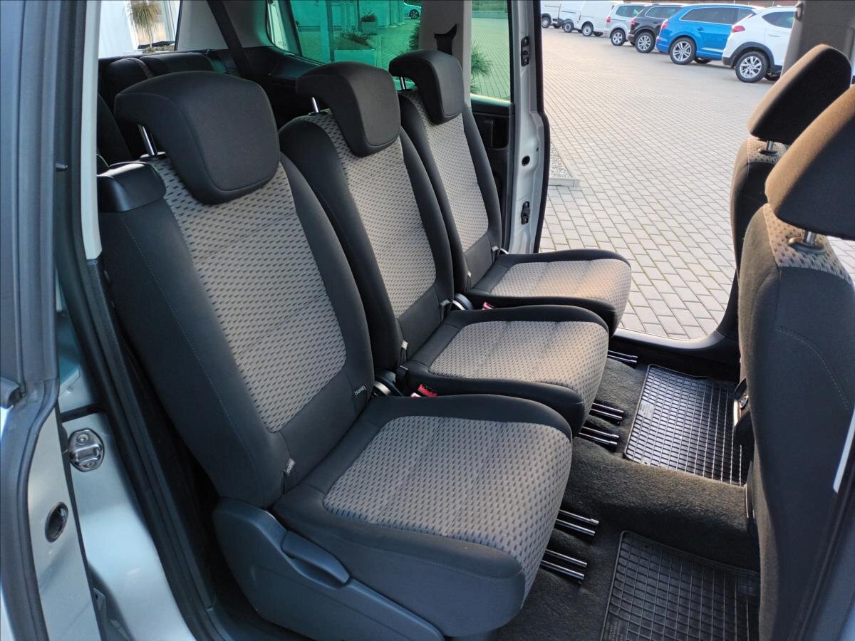 Volkswagen Sharan MPV 2,0 l 103 kw