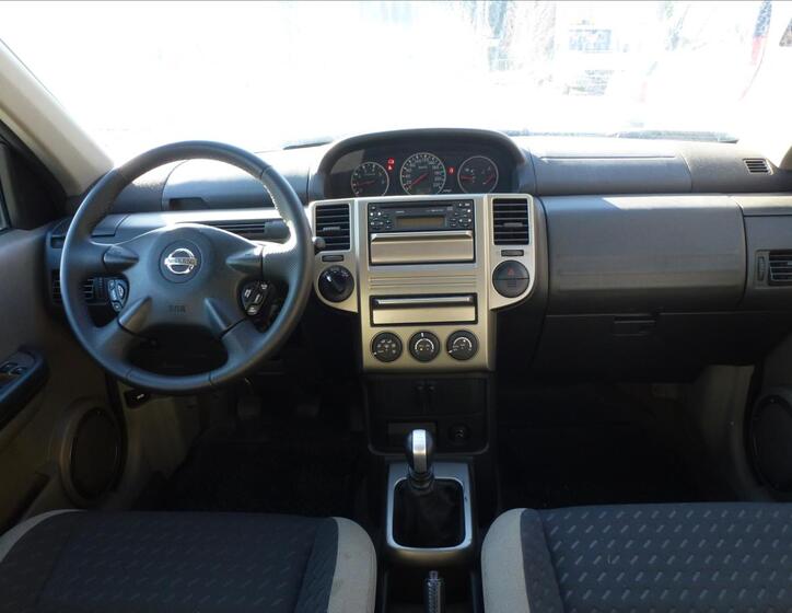 Nissan X-Trail 26
