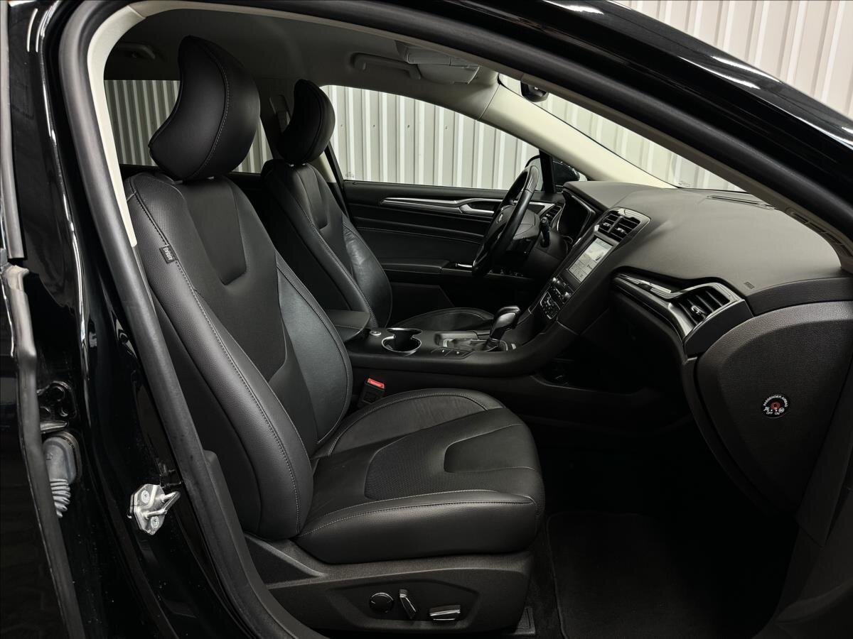 Ford Mondeo Kombi 1,5 l 121 kw