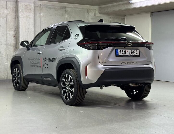 Toyota Yaris Cross SUV / Terénní 1,5 l 85 kw