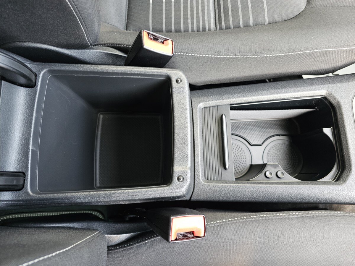 Volkswagen Golf Sportsvan Kombi 1,4 l 92 kw