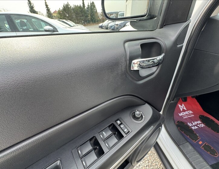 Jeep Compass SUV / Terénní 2,1 l 100 kw