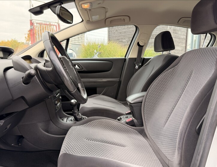 Citroën C4 9
