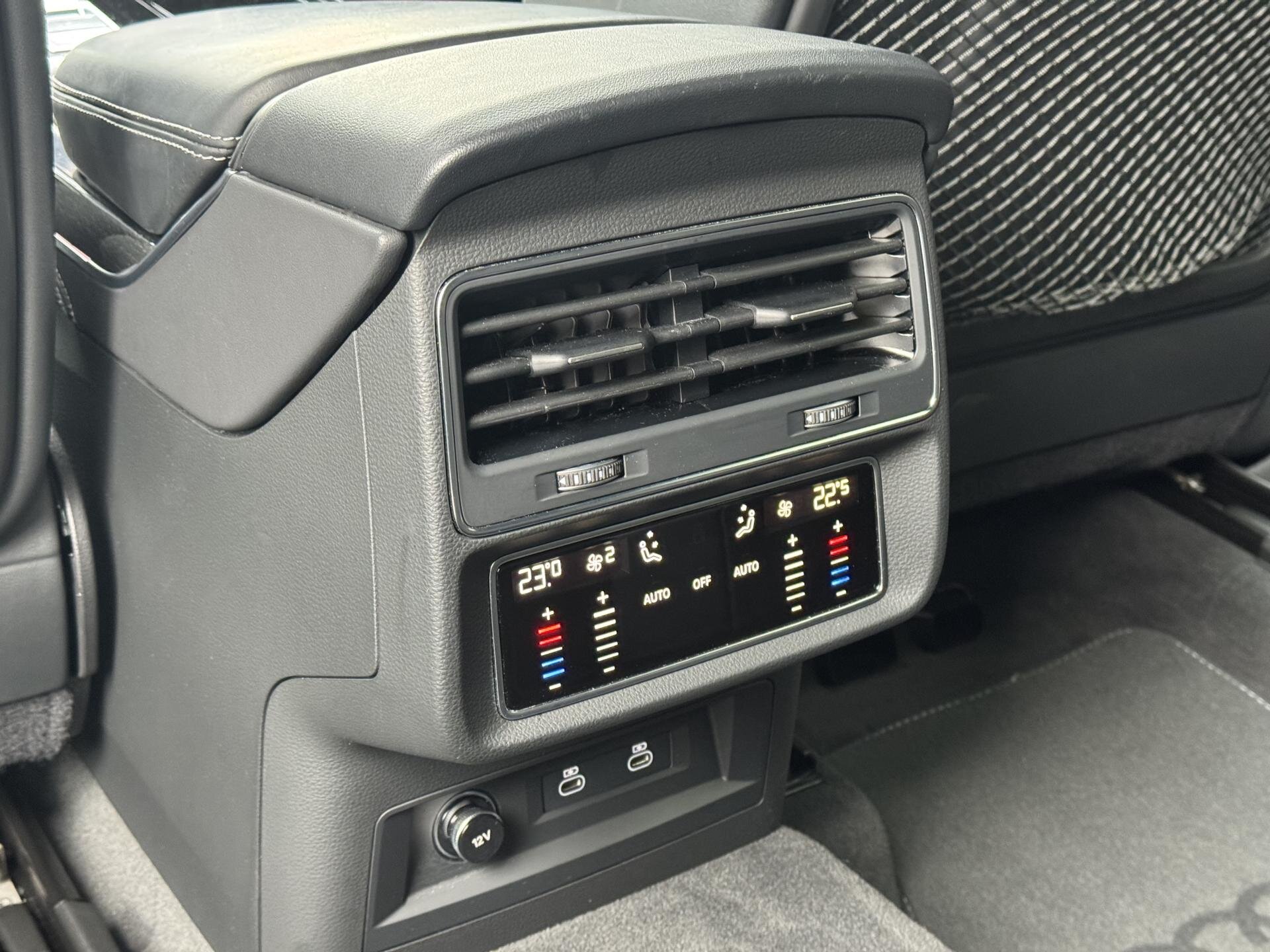 Audi Q8 SUV 3,0 l 210 kw