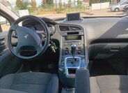 Peugeot 5008 MPV 1,6 l 88 kw