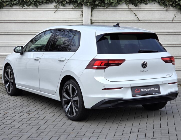 Volkswagen Golf Hatchback 1,5 l 110 kw