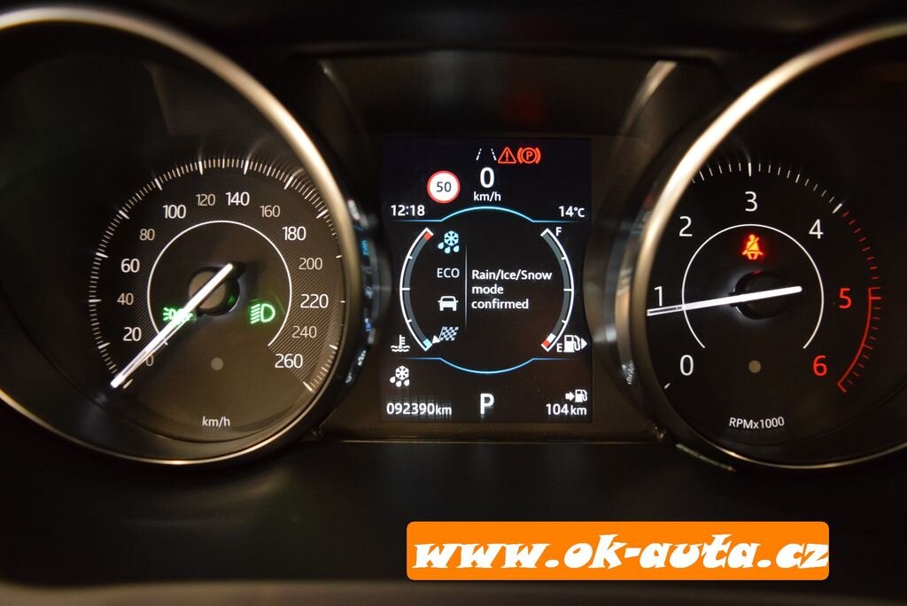 Jaguar F-Pace SUV 2,0 l 110 kw