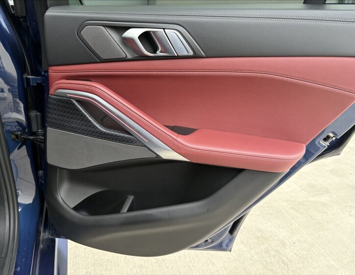 BMW X6 SUV / Terénní 3,0 l 245 kw