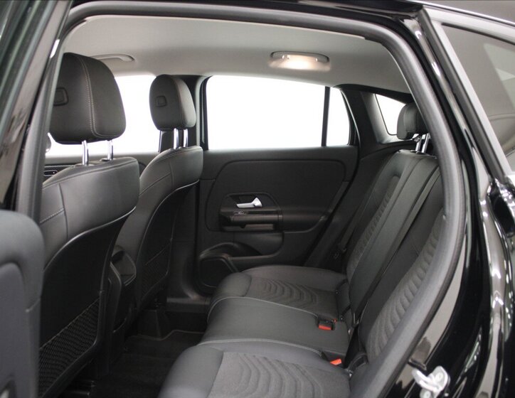 Mercedes-Benz GLA SUV / Terénní 2,0 l 110 kw