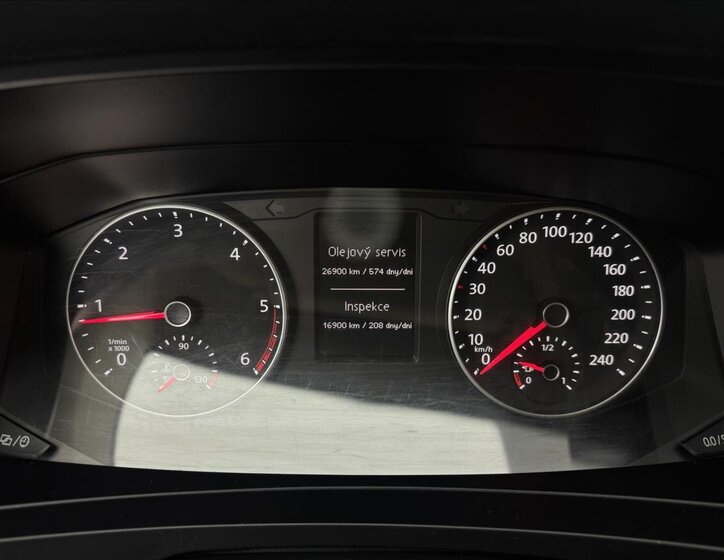 Volkswagen Caravelle Kombi 2,0 l 110 kw