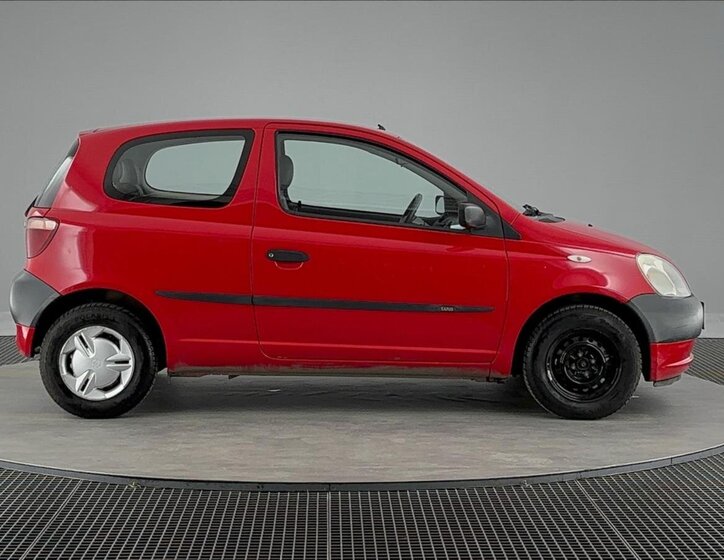 Toyota Yaris Hatchback 998,0 50 kw