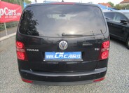 Volkswagen Touran 5