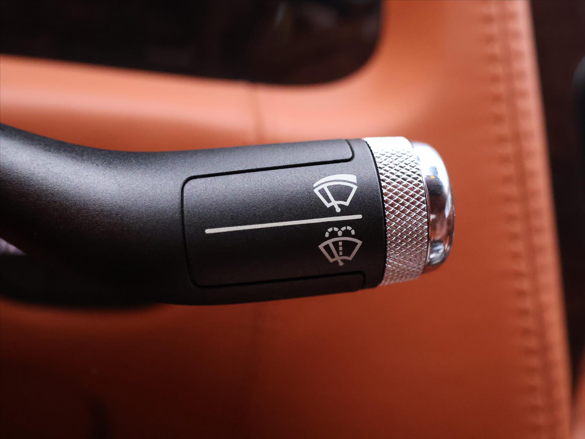 Bentley Continental GT Kupé 6,0 l 412 kw