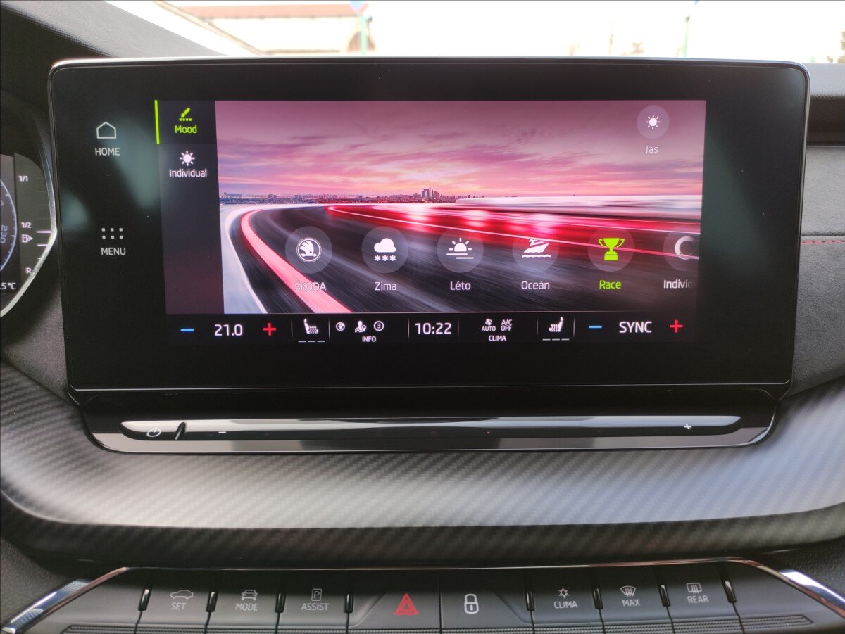 Škoda Octavia Sedan / Limuzína 2,0 l 180 kw