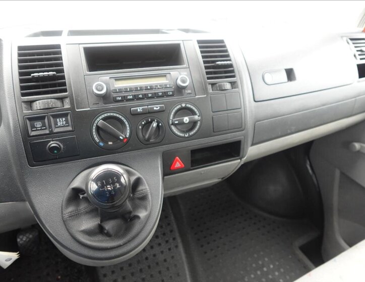 Volkswagen Transporter Valník 1,9 l 75 kw