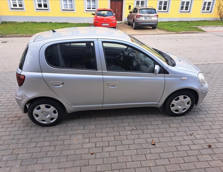 Toyota Yaris Hatchback 1,4 l 55 kw