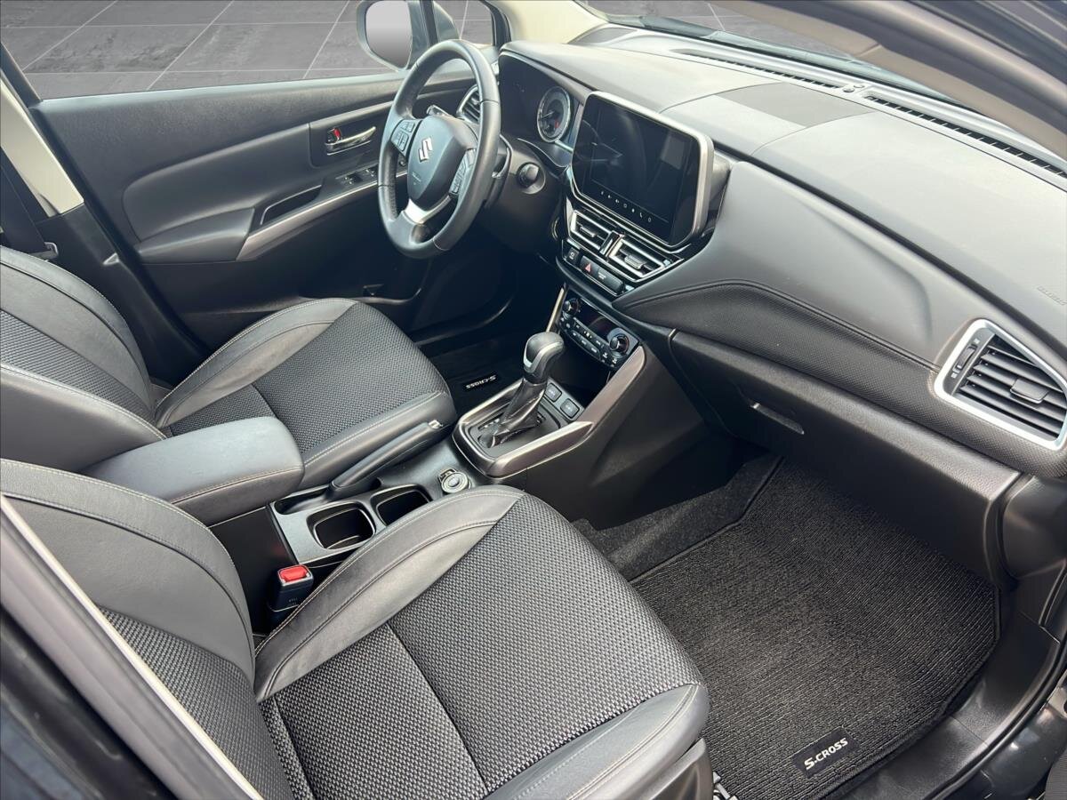 Suzuki S-Cross SUV / Terénní 1,5 l 75 kw