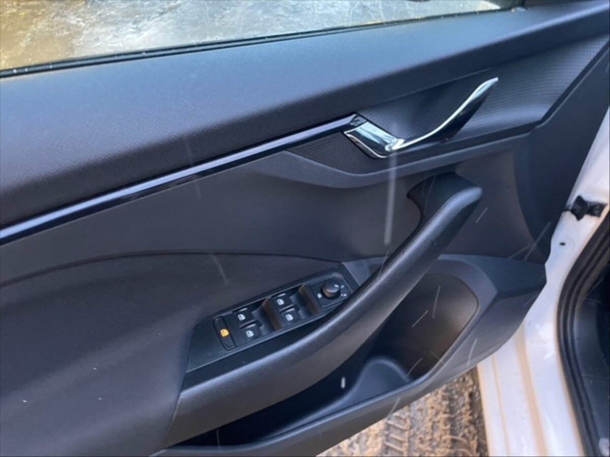 Škoda Scala Hatchback 999,0 70 kw