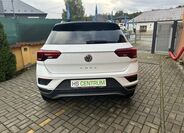 Volkswagen T-Roc 4