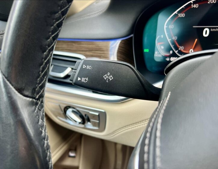 BMW Řada 7 Ostatní 3,0 l 210 kw