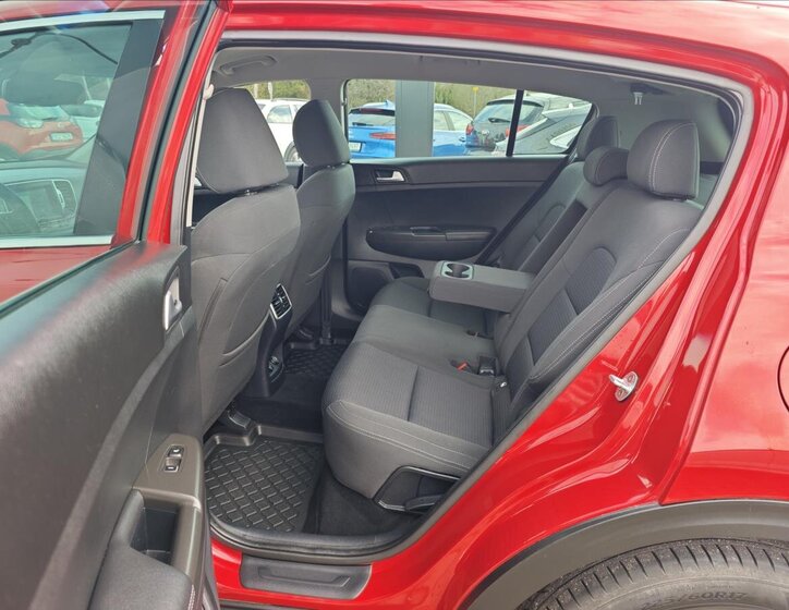 KIA Sportage Ostatní 2,0 l 136 kw