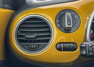 Volkswagen Beetle Hatchback 1,2 l 77 kw