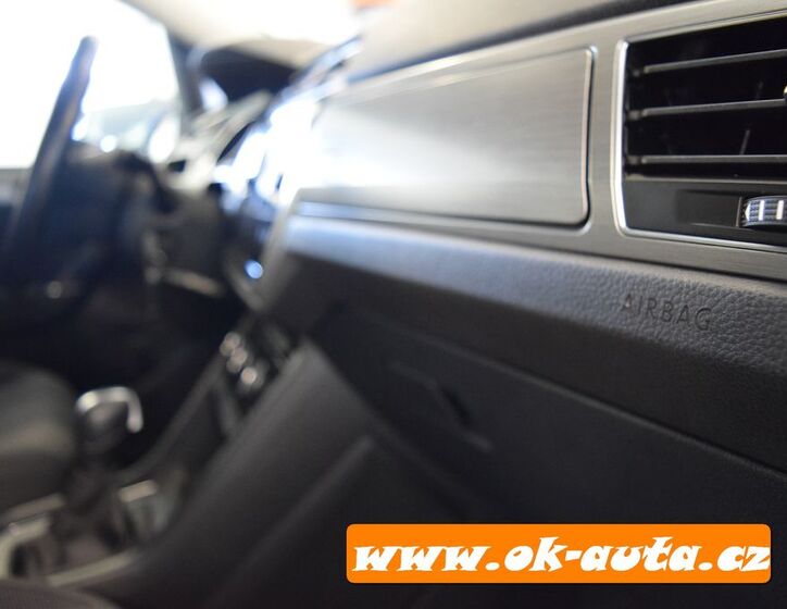 Volkswagen Touran 32