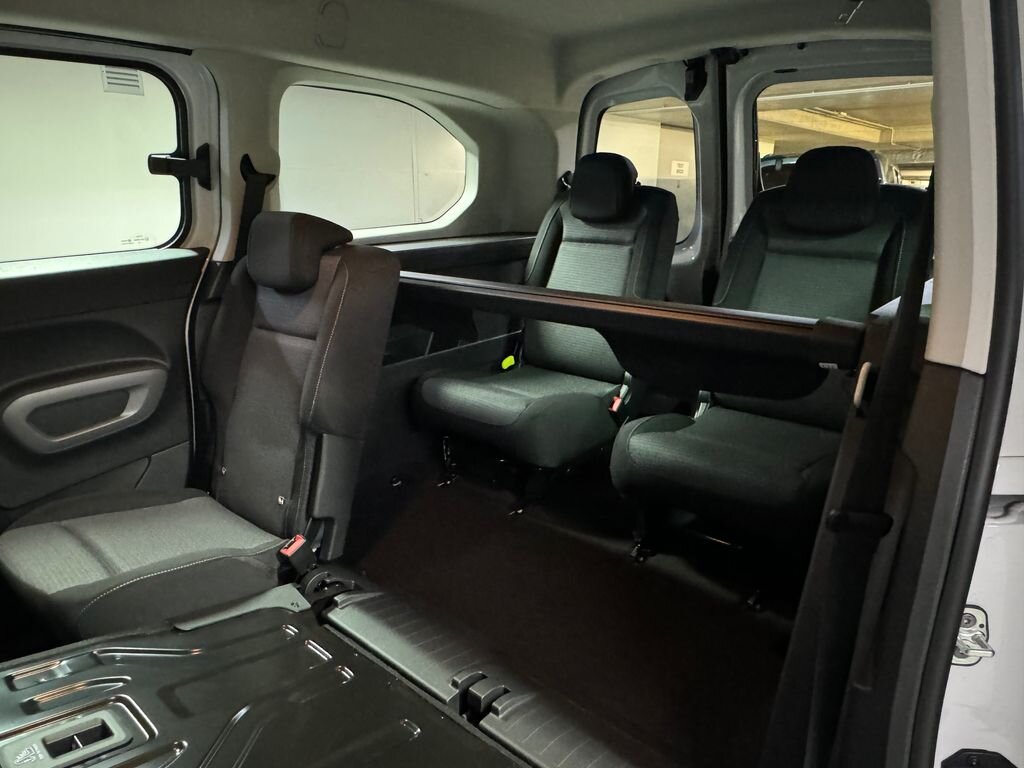 Toyota ProAce City Verso MPV 1,2 l 81 kw