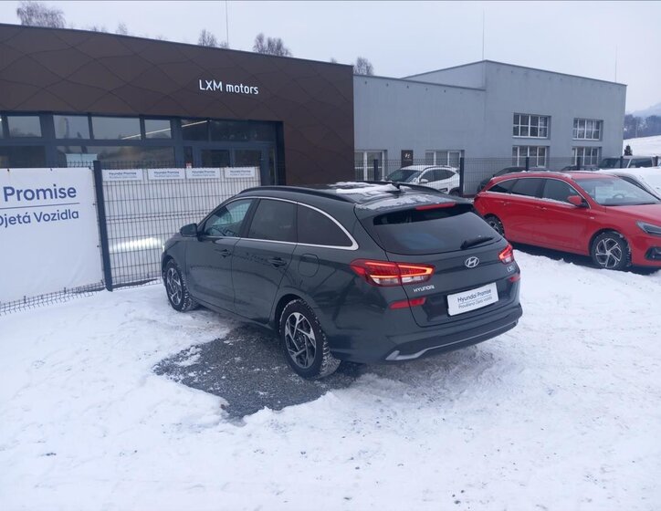 Hyundai i30 Kombi 998,0 73 kw