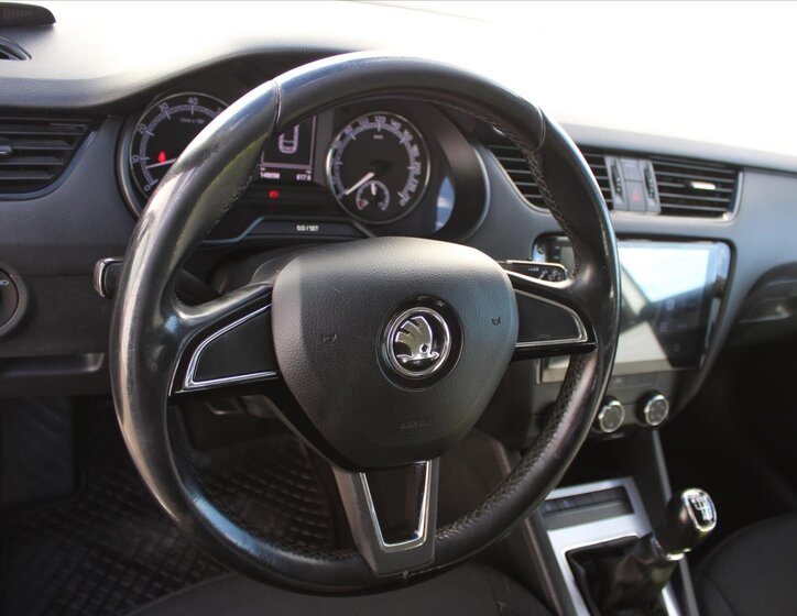Škoda Octavia 13
