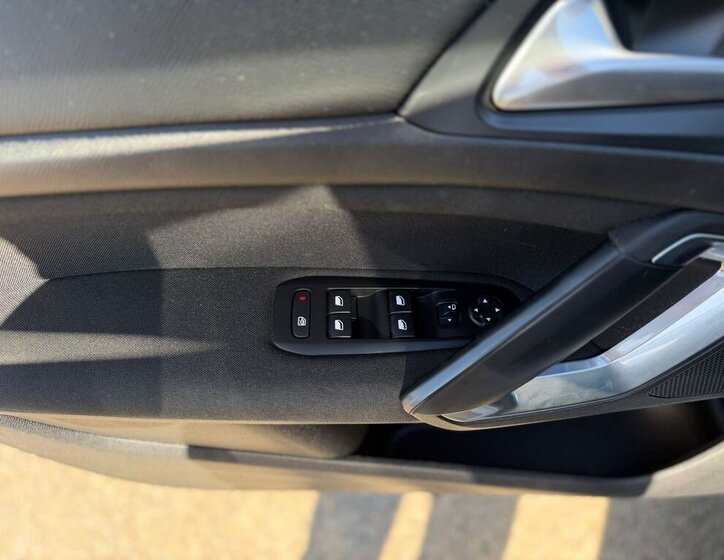 Peugeot 308 Kombi 1,2 l 81 kw