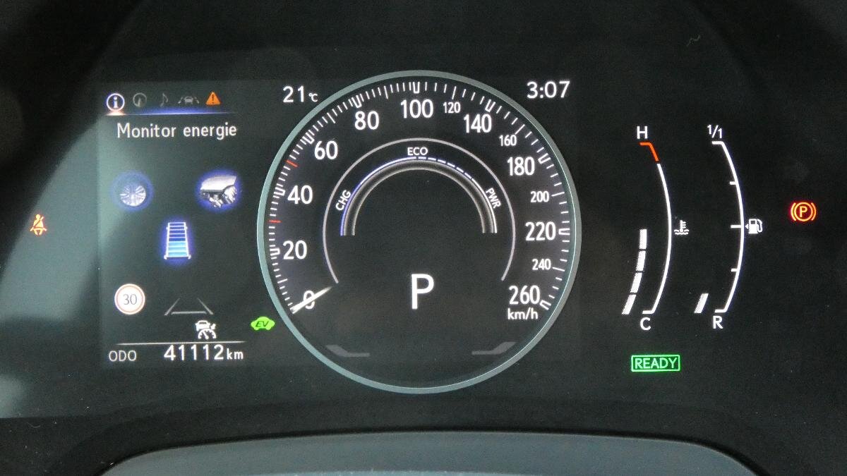 Lexus RX 350h SUV / Terénní 2,5 l 140 kw