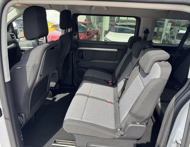 Toyota ProAce Verso 11