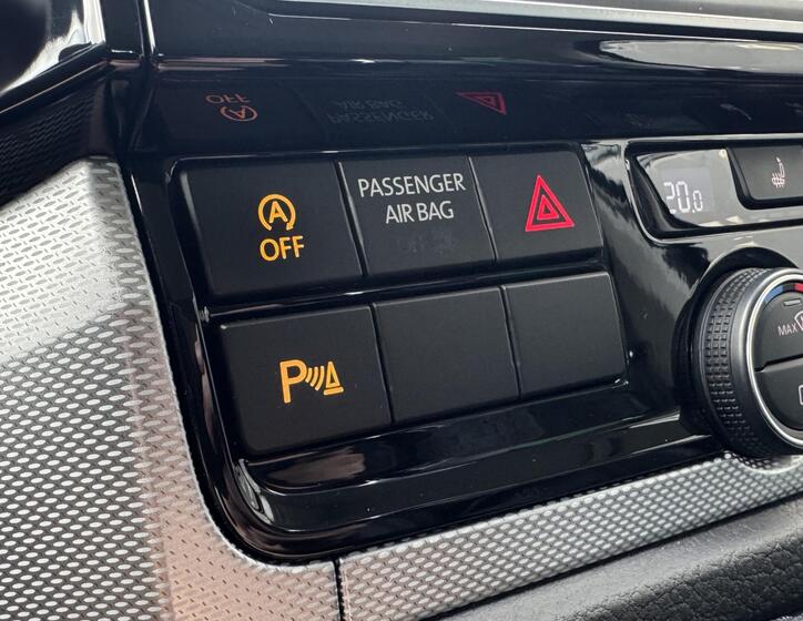 Volkswagen Multivan 36