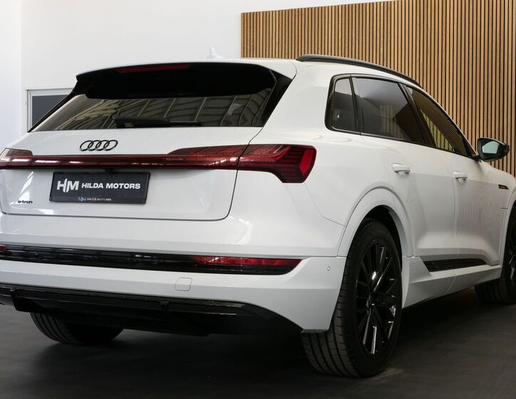 Audi e-tron 5