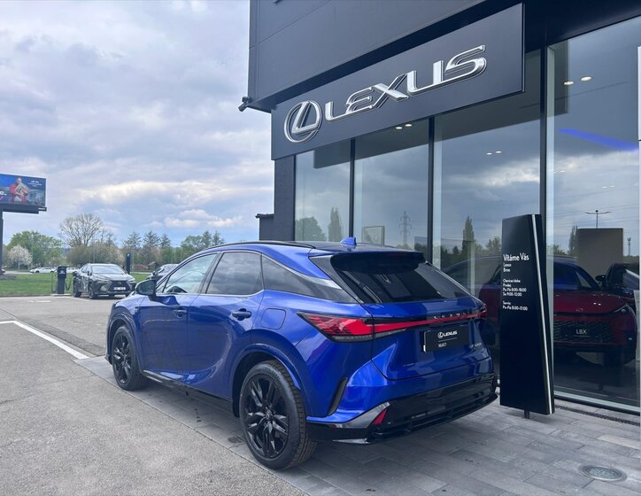 Lexus RX 500h SUV / Terénní 2,4 l 272 kw
