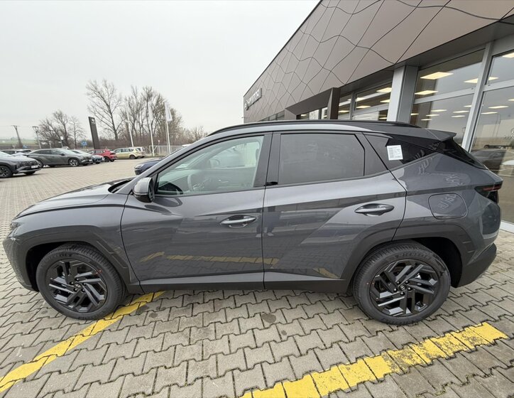 Hyundai Tucson SUV 1,6 l 110 kw