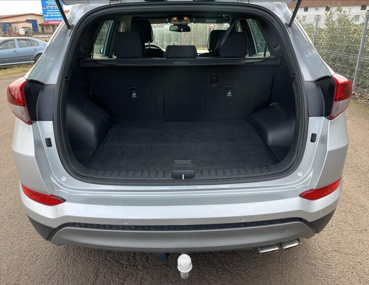 Hyundai Tucson SUV 2,0 l 100 kw