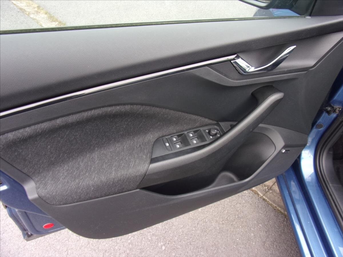 Škoda Scala Hatchback 1,5 l 110 kw