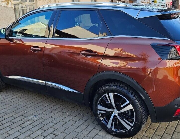 Peugeot 3008 SUV / Terénní 0,0 133 kw