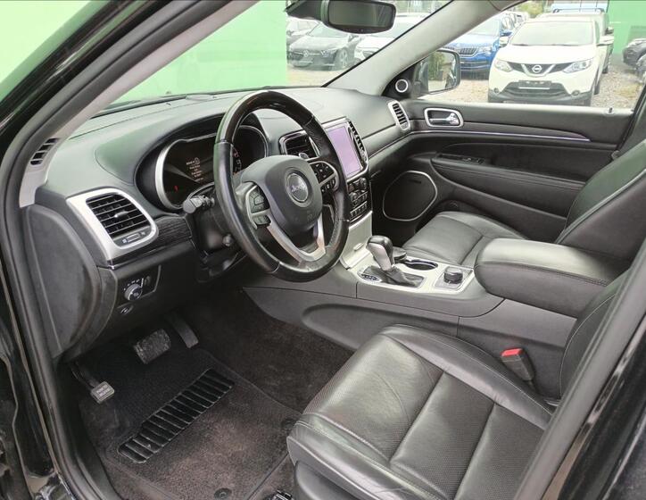 Jeep Grand Cherokee 6