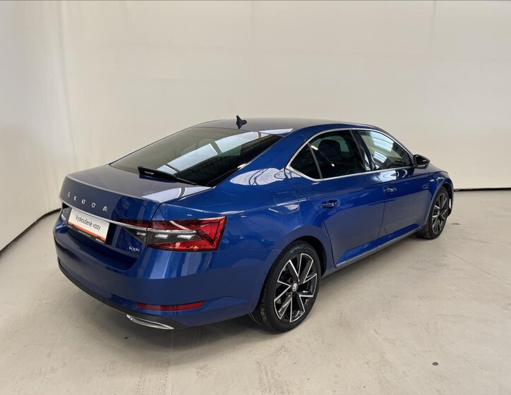 Škoda Superb Liftback 2,0 l 147 kw