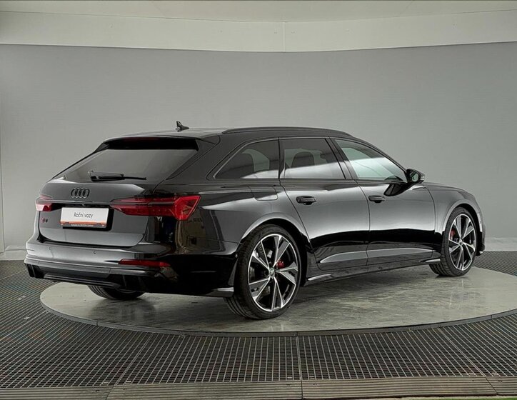 Audi S6 Kombi 3,0 l 253 kw