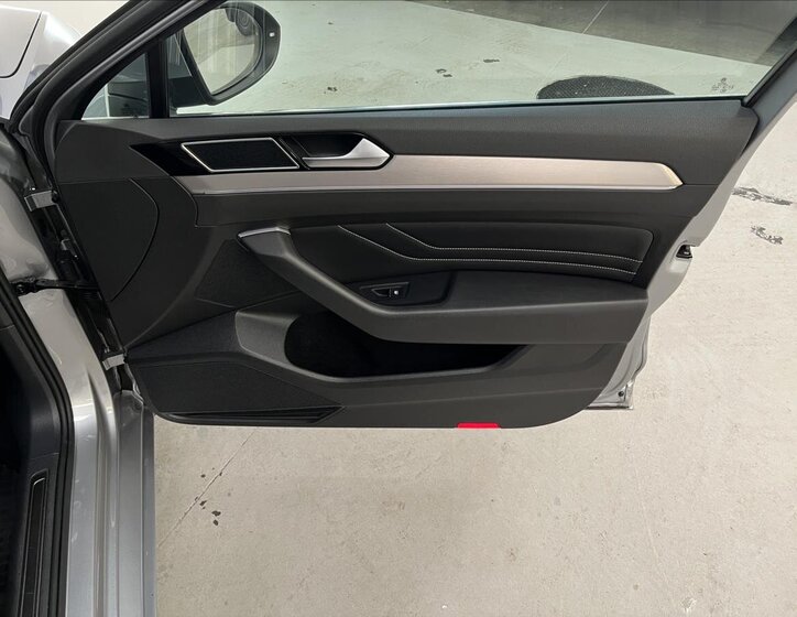 Volkswagen Passat Kombi 2,0 l 110 kw