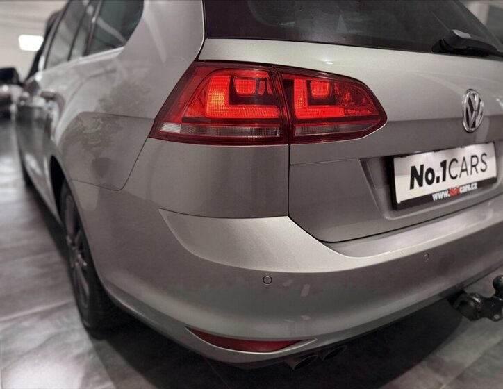 Volkswagen Golf Kombi 2,0 l 110 kw