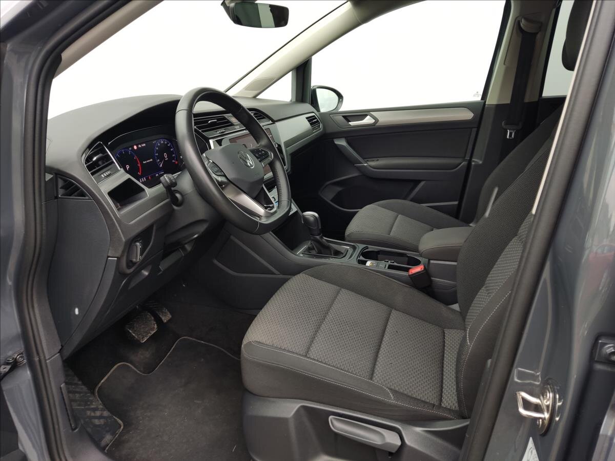 Volkswagen Touran MPV 1,5 l 110 kw