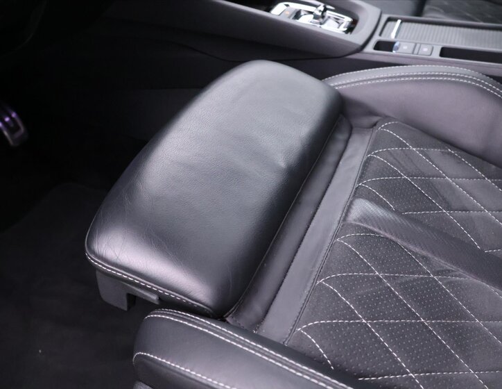 Škoda Octavia Kombi 2,0 l 180 kw