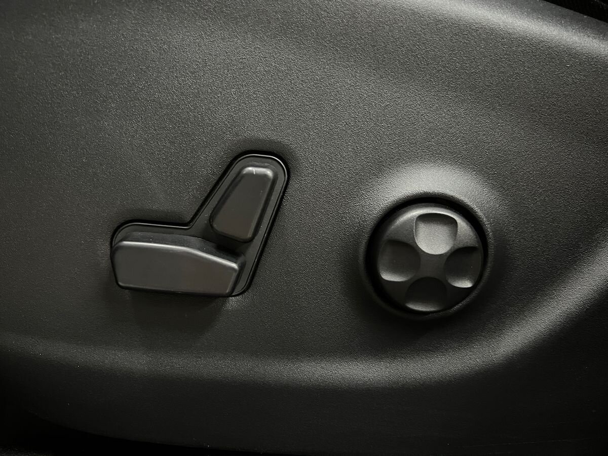 Jeep Cherokee SUV / Terénní 2,0 l 125 kw