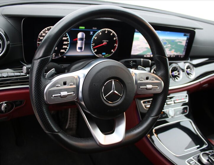 Mercedes-Benz CLS Sedan / Limuzína 3,0 l 270 kw